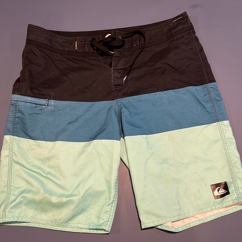 Mens board shorts waist size 32